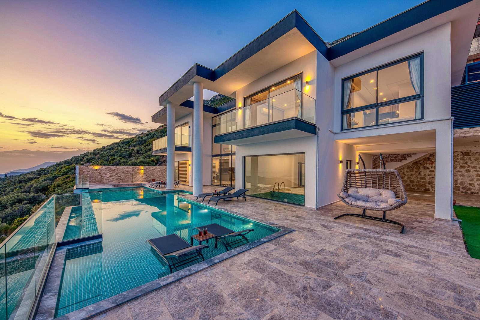 Luxury villa automation environment in the Neuronest portfolio